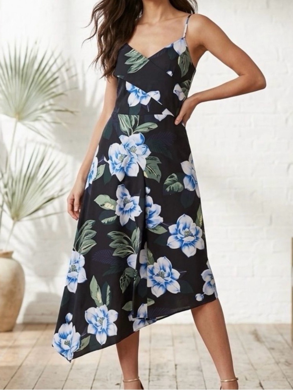 Banana republic spaghetti strap dress. Floral.